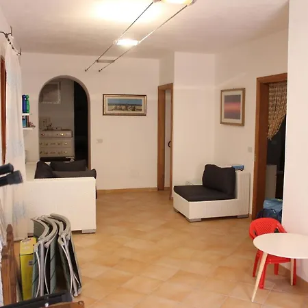 فيلة Pineta Uno Lc-90